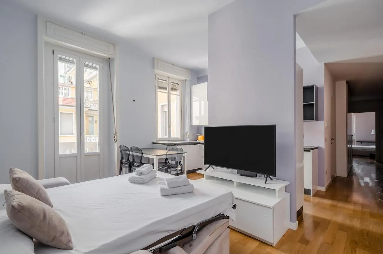 Lovely Apartment In Milano-Porta Romana W/ Balcony 意大利